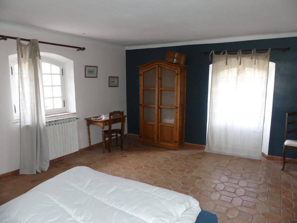 Le Charme D'Une Vieille Bastide Provencale Solliès-Pont エクステリア 写真