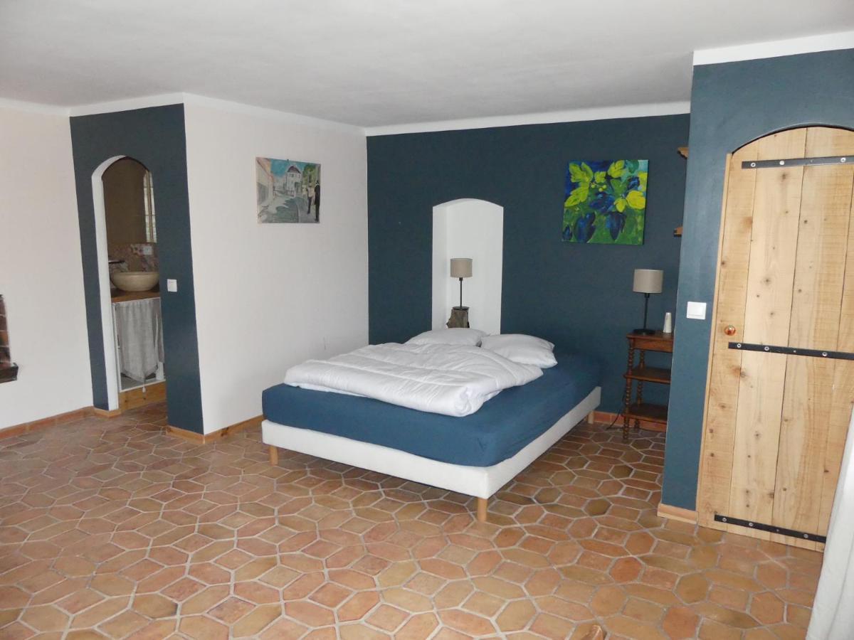 Le Charme D'Une Vieille Bastide Provencale Solliès-Pont エクステリア 写真